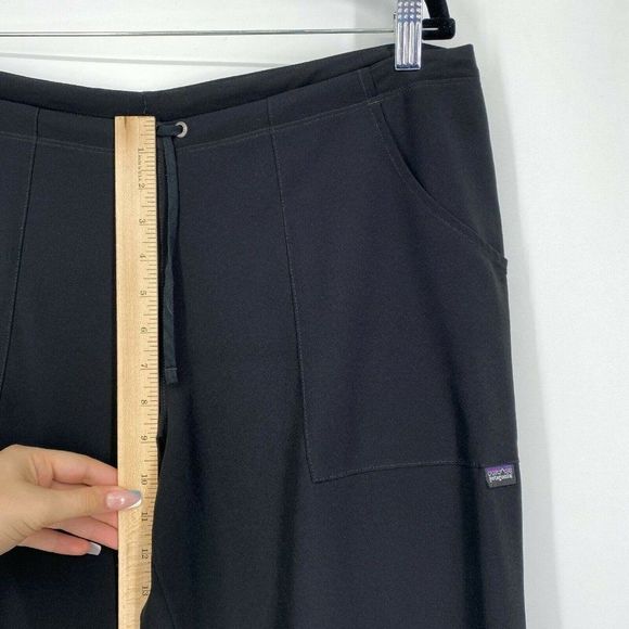 Patagonia Straight Leg Athletic Pants Size 12 Stretch Pull On Drawstring Black - Picture 9 of 10